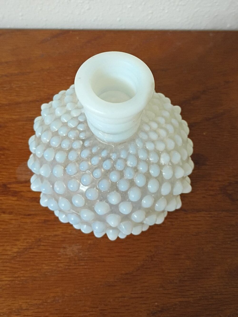 Vintage Fenton Hobnail Moonstone Glass Budvase